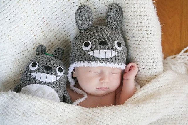 20 modele de botosei caciulite tricotate pentru bebelusi -