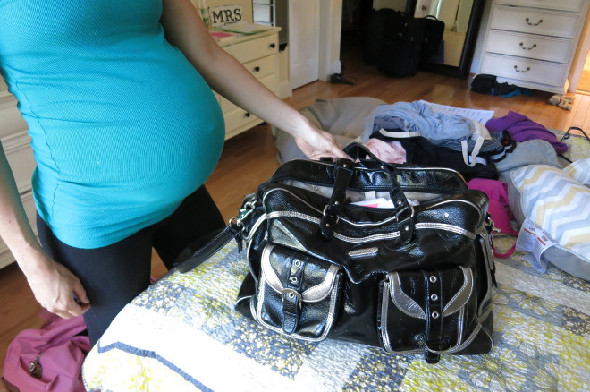 layer Ward page Ce trebuie sa contina bagajul pentru maternitate? - Forum mămici